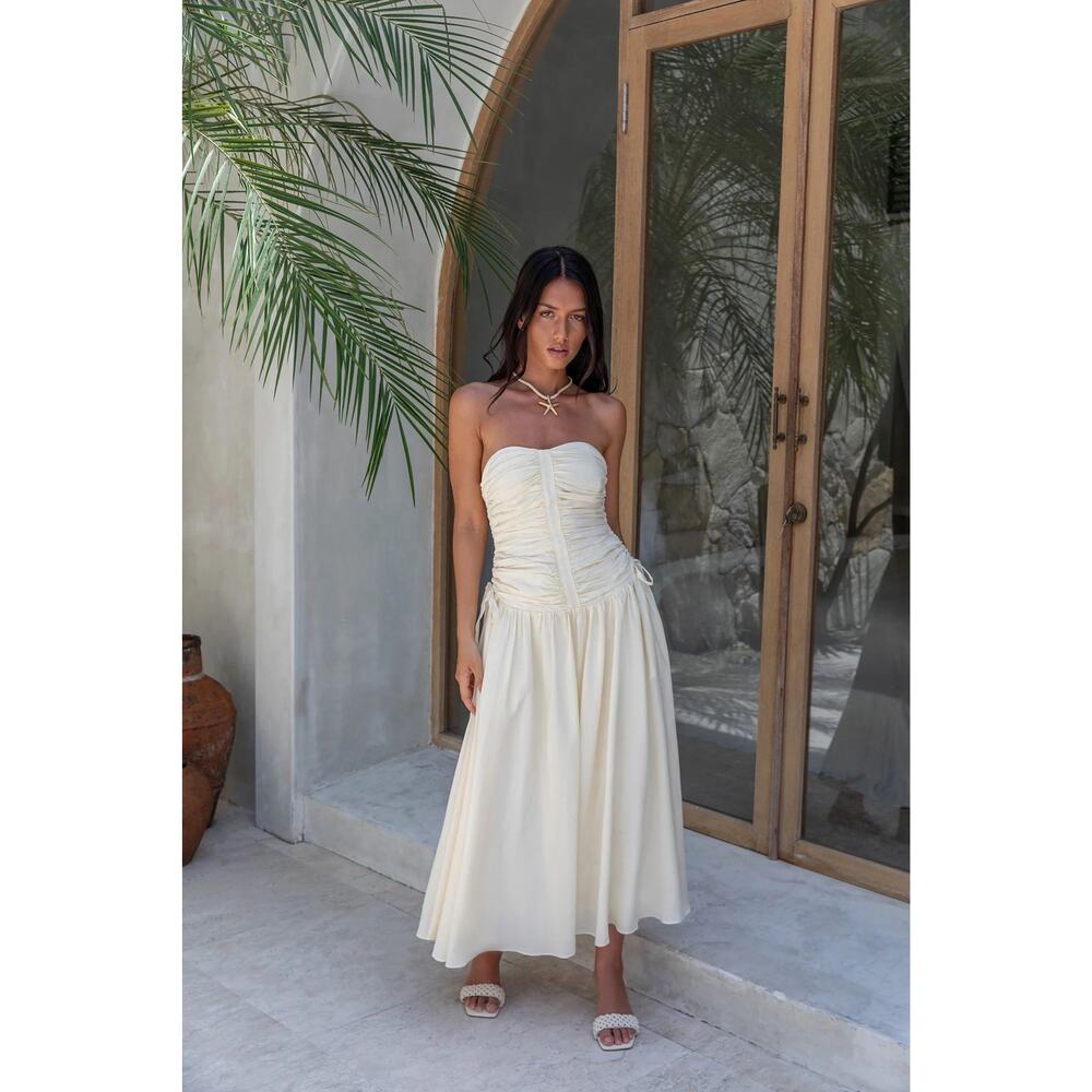 ASTR The Label Zori Midi Dress XS NWT Strapless Cream Drop Waist Cottagecore